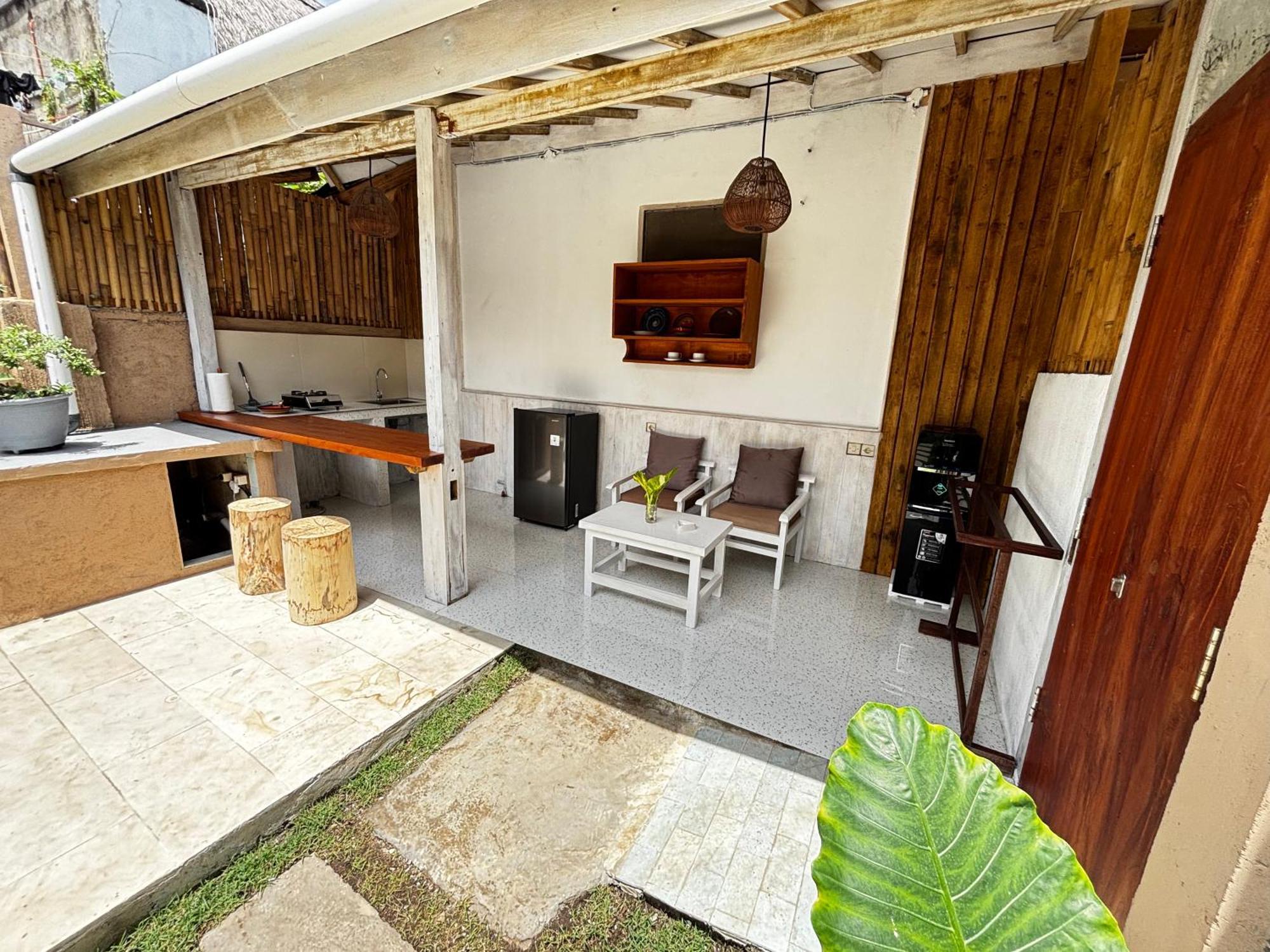 D'Gilian Bungalow Gili Trawangan Eksteriør billede